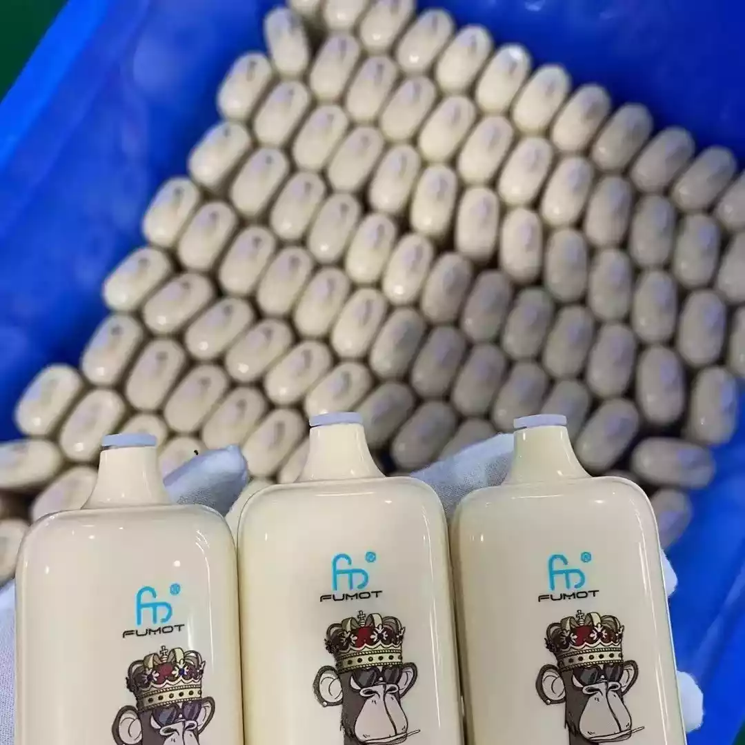 ELF BOX Fumot Digital Box 12000 Puffs Disposable Vape 20ml